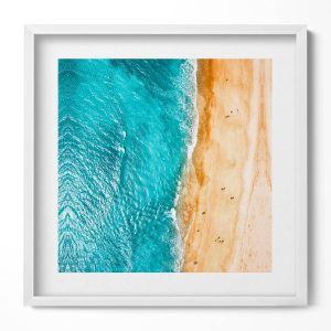 Obraz w białej ramie MDF, Morze plaża ludzie 50×50 cm 413992