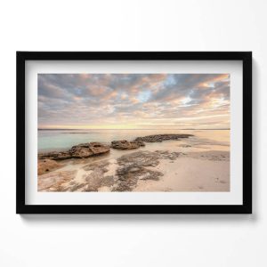 Obraz w czarnej ramie, Pejzaż plaży moża i nieba 60×40 cm 414146 Obraz w czarnej ramie, Pejzaż plaży moża i nieba 60×40 cm 414146