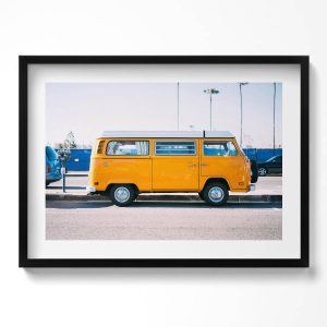 Obraz w czarnej ramie, Żółty wakacyjny samochód 70×50 cm 414356 Obraz w czarnej ramie, Żółty wakacyjny samochód 70×50 cm 414356